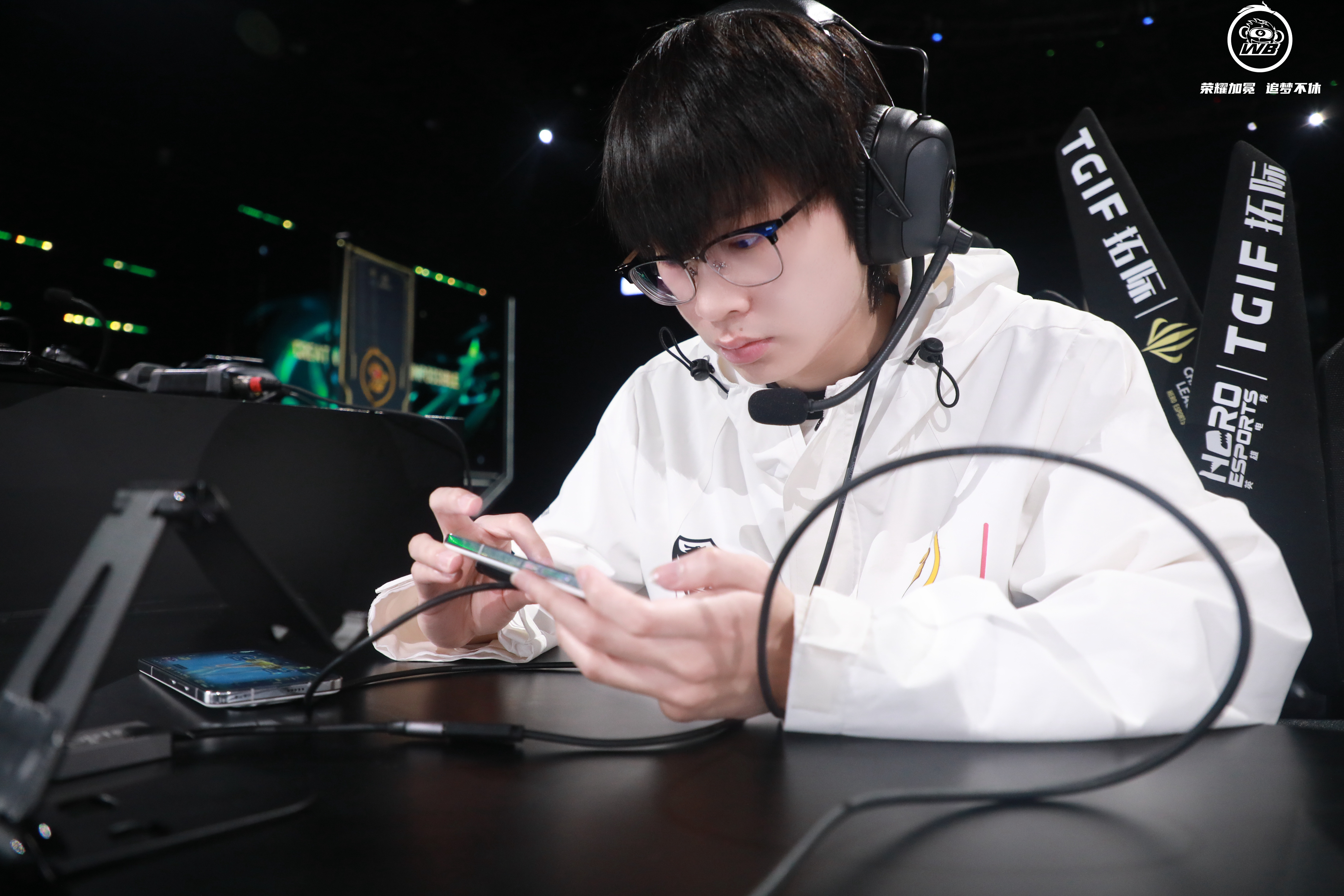 关于WBG翻盘BRO，Viper开启传奇时刻焦点之战四强赛，成为赛场最大亮点的信息