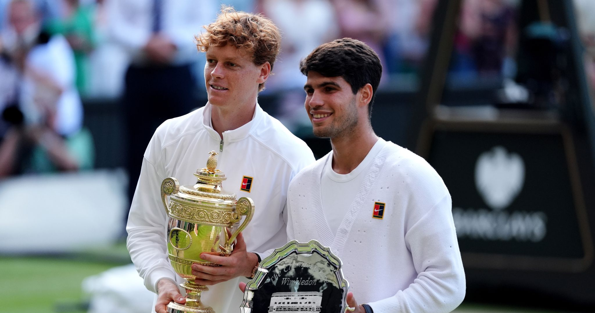 关于拉沃尔杯鏖战戴维斯杯，梅德韦杰夫扛起全队的信息