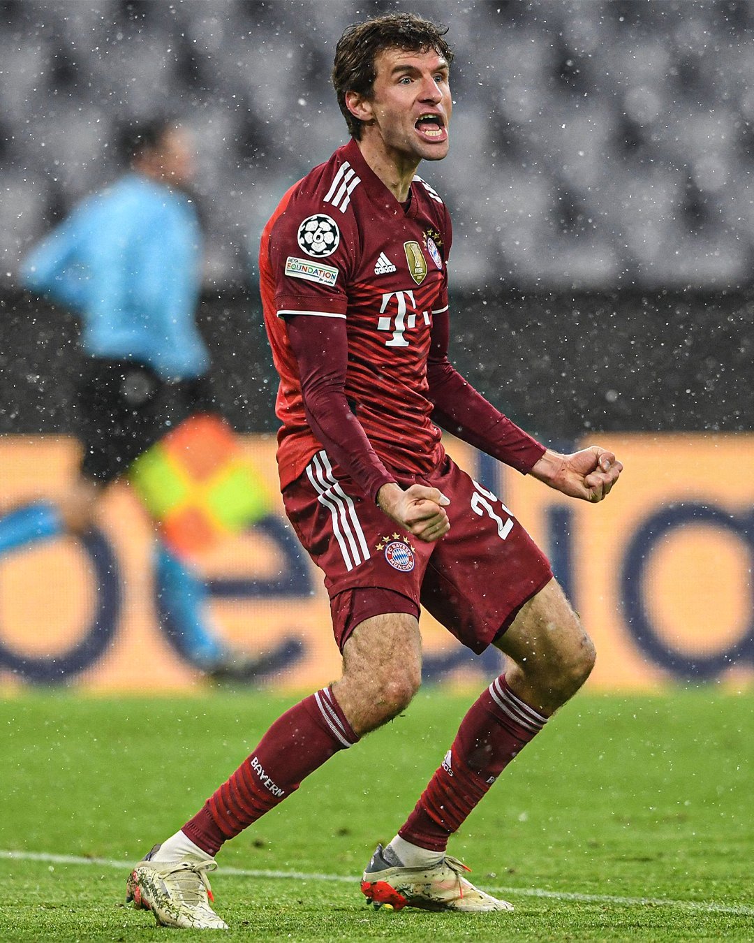 关于巴萨完胜葡萄牙,穆勒高光表现的信息 关于巴萨完胜葡萄牙,穆勒高光表现的信息