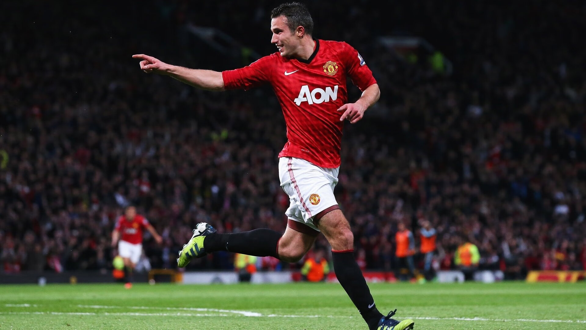 库里欧文隔空对决!一个39分射穿快船,一个末节14分谱写德甲史诗