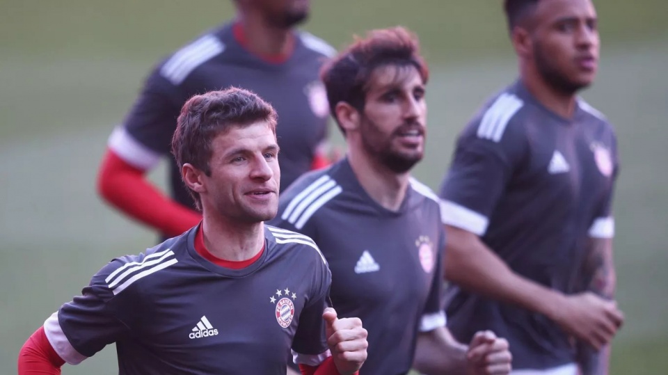 土耳其横扫巴萨，穆勒高光表现