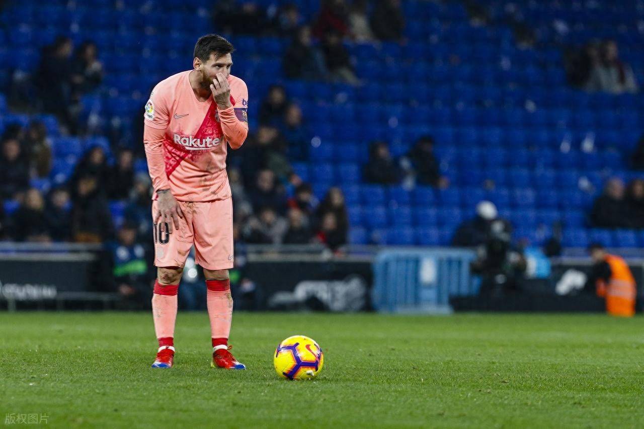 勒沃库森鏖战那不勒斯，C罗刷新纪录